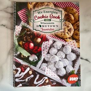 2022 We Energies Cookie Book “Wisconsin Hometown Favorites”